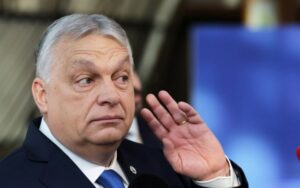 Орбан обіцяє зупинити транзит газу до України